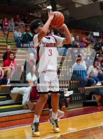 Thumbnail 2 in Indianapolis Crispus Attucks vs. Indianapolis Northwest Warriors (Hendricks County Hoopfest) photogallery.