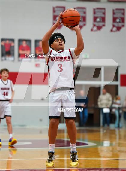 Thumbnail 3 in Indianapolis Crispus Attucks vs. Indianapolis Northwest Warriors (Hendricks County Hoopfest) photogallery.