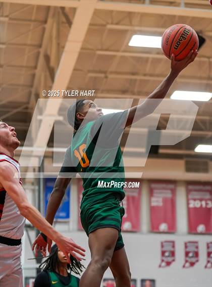 Thumbnail 2 in Indianapolis Crispus Attucks vs. Indianapolis Northwest Warriors (Hendricks County Hoopfest) photogallery.