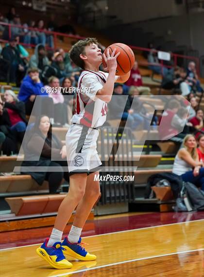 Thumbnail 2 in Indianapolis Crispus Attucks vs. Indianapolis Northwest Warriors (Hendricks County Hoopfest) photogallery.