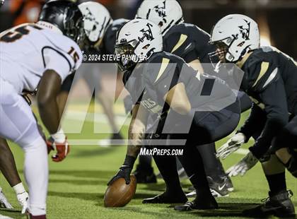 Thumbnail 1 in Desert Edge vs Verrado (AIA 5A Semifinal) photogallery.