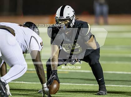 Thumbnail 2 in Desert Edge vs Verrado (AIA 5A Semifinal) photogallery.