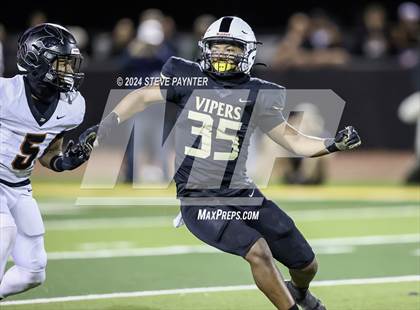 Thumbnail 1 in Desert Edge vs Verrado (AIA 5A Semifinal) photogallery.
