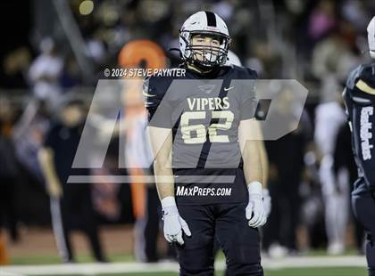 Thumbnail 2 in Desert Edge vs Verrado (AIA 5A Semifinal) photogallery.
