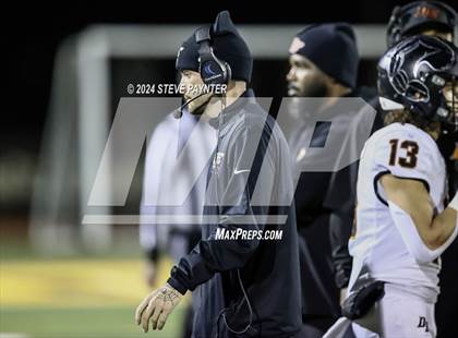 Thumbnail 2 in Desert Edge vs Verrado (AIA 5A Semifinal) photogallery.