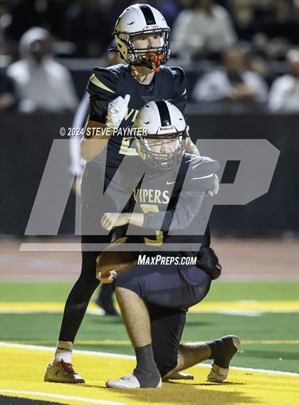 Thumbnail 3 in Desert Edge vs Verrado (AIA 5A Semifinal) photogallery.