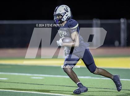 Thumbnail 2 in Desert Edge vs Verrado (AIA 5A Semifinal) photogallery.