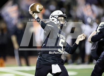 Thumbnail 2 in Desert Edge vs Verrado (AIA 5A Semifinal) photogallery.