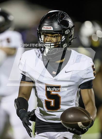 Thumbnail 1 in Desert Edge vs Verrado (AIA 5A Semifinal) photogallery.