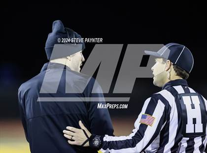 Thumbnail 2 in Desert Edge vs Verrado (AIA 5A Semifinal) photogallery.