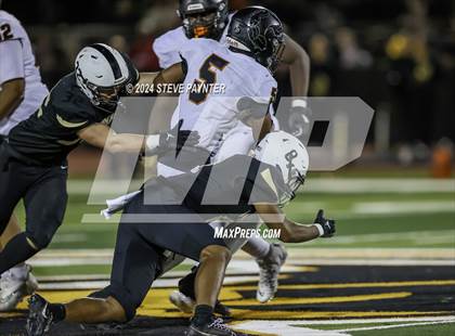 Thumbnail 2 in Desert Edge vs Verrado (AIA 5A Semifinal) photogallery.