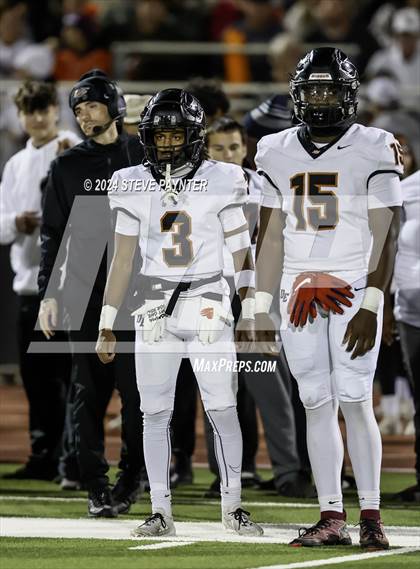 Thumbnail 2 in Desert Edge vs Verrado (AIA 5A Semifinal) photogallery.