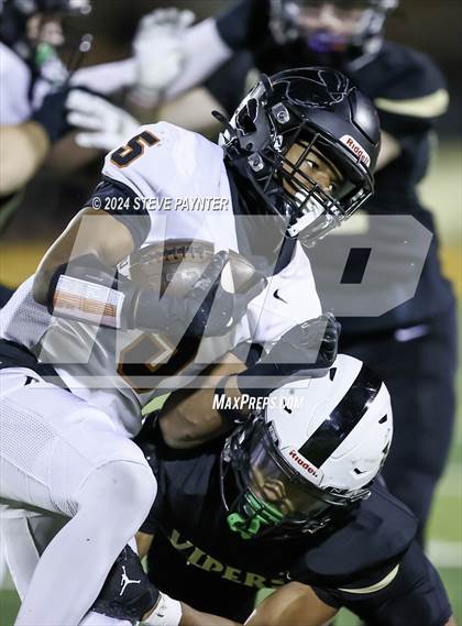 Thumbnail 1 in Desert Edge vs Verrado (AIA 5A Semifinal) photogallery.