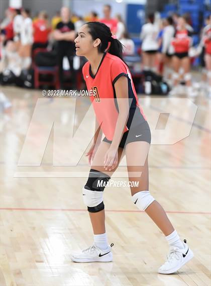 Thumbnail 3 in Seton Catholic vs. Mountain Ridge (Nike TOC Southwest) photogallery.