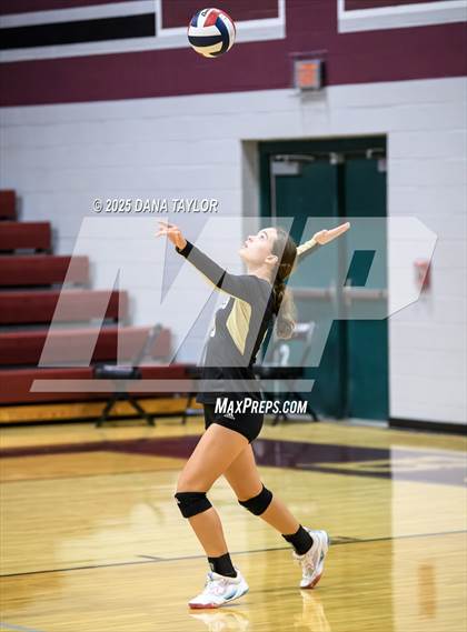 Thumbnail 3 in JV: Comanche @ Millsap photogallery.