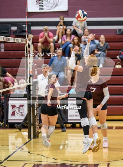 Thumbnail 3 in JV: Comanche @ Millsap photogallery.