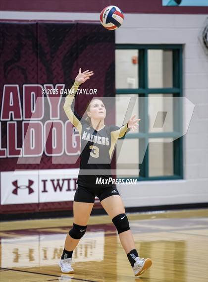 Thumbnail 3 in JV: Comanche @ Millsap photogallery.
