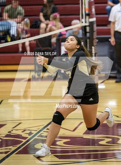 Thumbnail 1 in JV: Comanche @ Millsap photogallery.