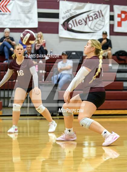 Thumbnail 3 in JV: Comanche @ Millsap photogallery.