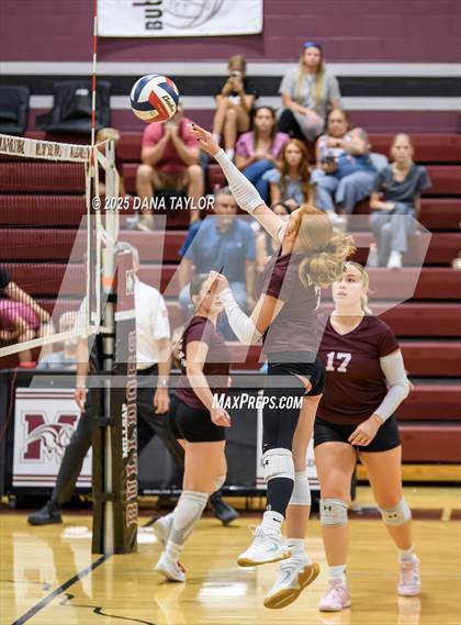 Thumbnail 2 in JV: Comanche @ Millsap photogallery.