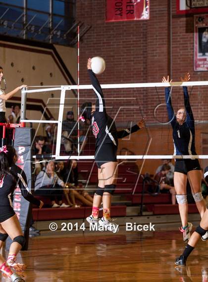 Thumbnail 2 in Downey @ Modesto photogallery.