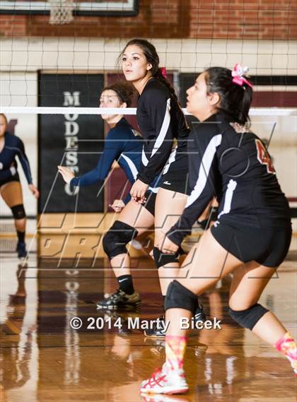 Thumbnail 3 in Downey @ Modesto photogallery.