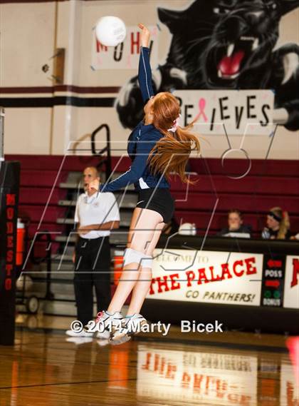 Thumbnail 2 in Downey @ Modesto photogallery.