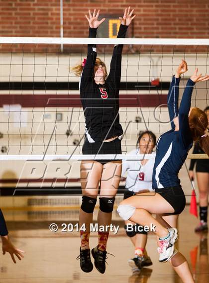 Thumbnail 3 in Downey @ Modesto photogallery.