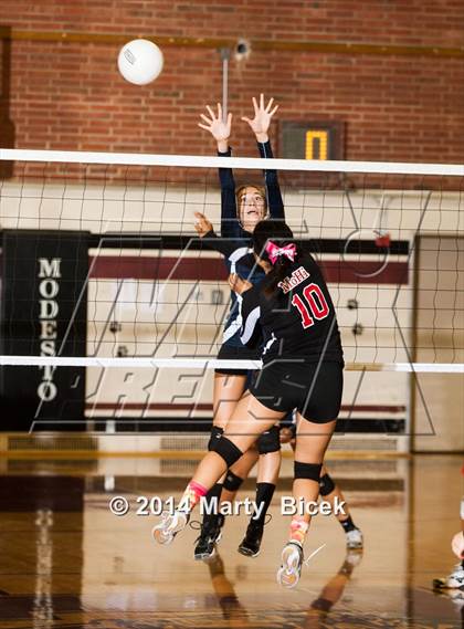 Thumbnail 3 in Downey @ Modesto photogallery.