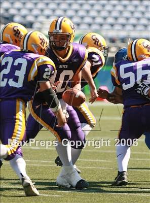 Thumbnail 3 in Curtis vs Columbia River (Kickoff Classic) photogallery.