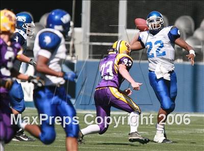 Thumbnail 1 in Curtis vs Columbia River (Kickoff Classic) photogallery.