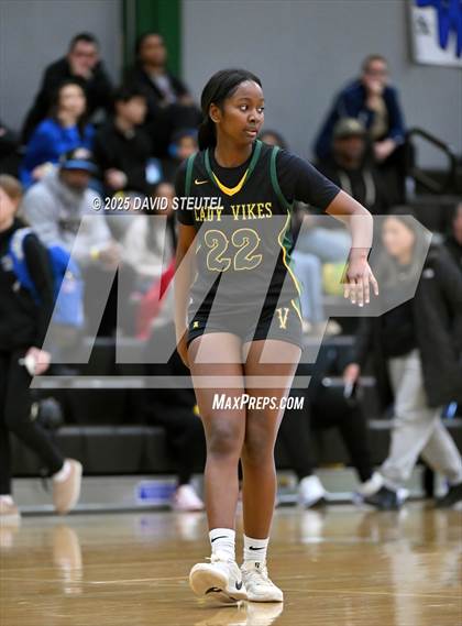 Thumbnail 3 in Vanden vs. Mission Hills (St. Mary's MLK Classic) photogallery.
