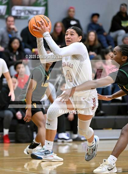 Thumbnail 2 in Vanden vs. Mission Hills (St. Mary's MLK Classic) photogallery.