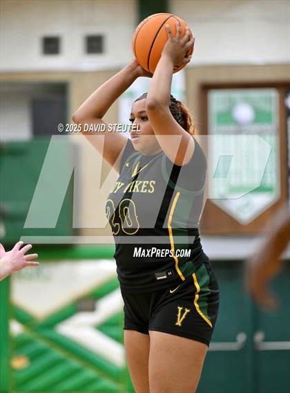Thumbnail 2 in Vanden vs. Mission Hills (St. Mary's MLK Classic) photogallery.