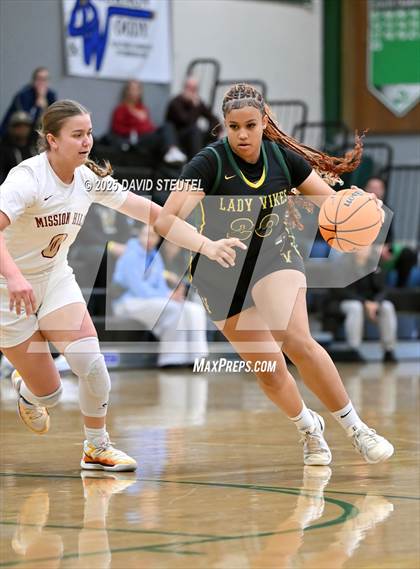 Thumbnail 1 in Vanden vs. Mission Hills (St. Mary's MLK Classic) photogallery.