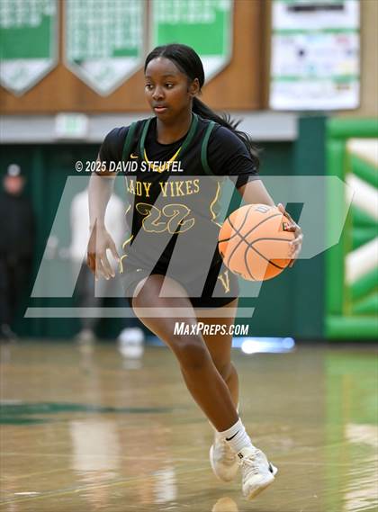 Thumbnail 3 in Vanden vs. Mission Hills (St. Mary's MLK Classic) photogallery.