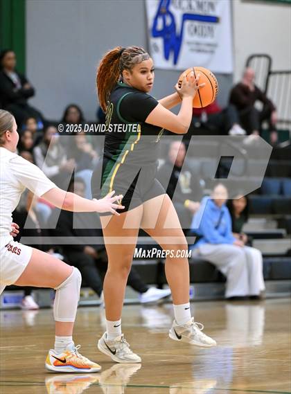 Thumbnail 3 in Vanden vs. Mission Hills (St. Mary's MLK Classic) photogallery.