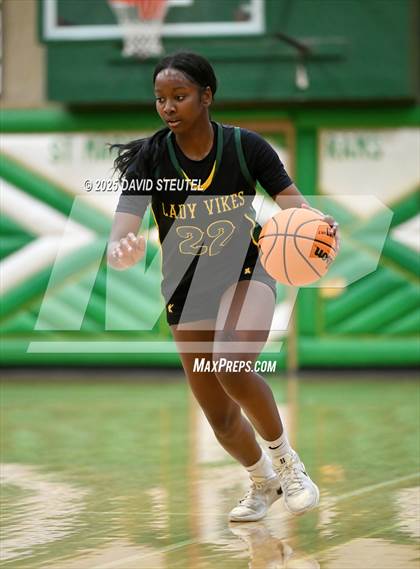 Thumbnail 2 in Vanden vs. Mission Hills (St. Mary's MLK Classic) photogallery.
