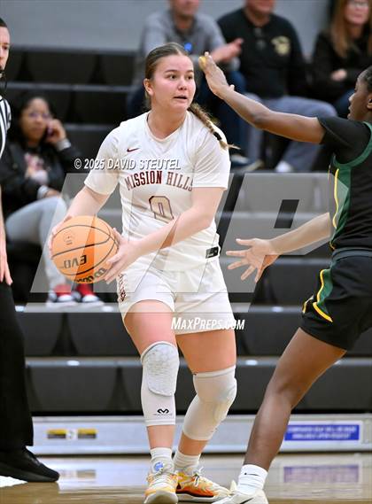 Thumbnail 2 in Vanden vs. Mission Hills (St. Mary's MLK Classic) photogallery.