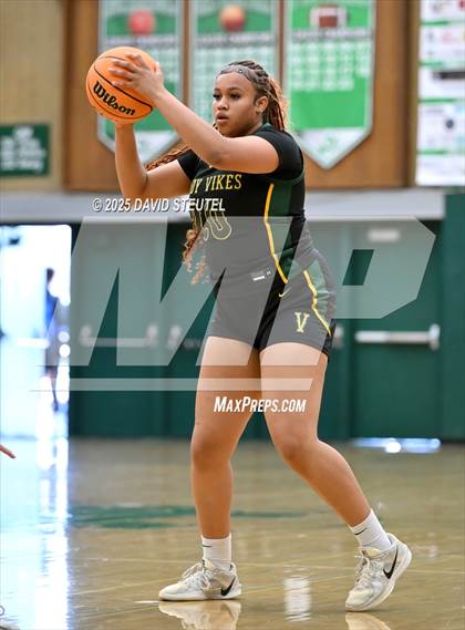 Thumbnail 3 in Vanden vs. Mission Hills (St. Mary's MLK Classic) photogallery.