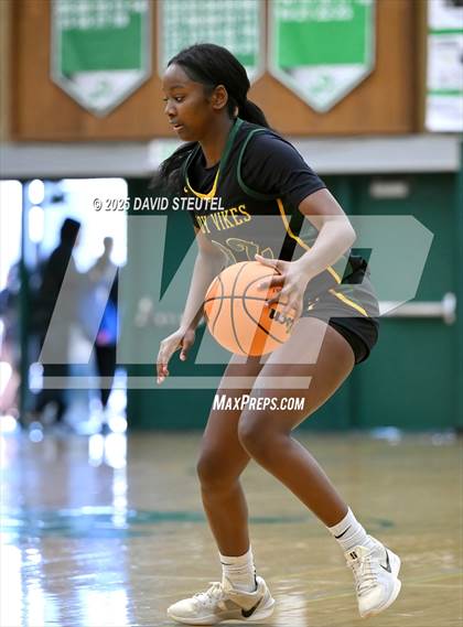 Thumbnail 2 in Vanden vs. Mission Hills (St. Mary's MLK Classic) photogallery.