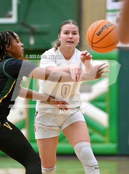 Thumbnail 3 in Vanden vs. Mission Hills (St. Mary's MLK Classic) photogallery.