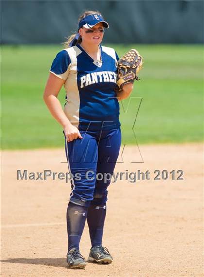 Thumbnail 1 in O'Connor vs Clark (UIL Region 4 Quarterfinal Playoff) photogallery.