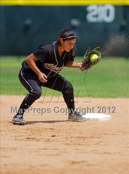 Thumbnail 3 in O'Connor vs Clark (UIL Region 4 Quarterfinal Playoff) photogallery.