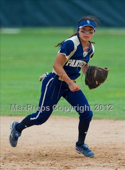 Thumbnail 1 in O'Connor vs Clark (UIL Region 4 Quarterfinal Playoff) photogallery.