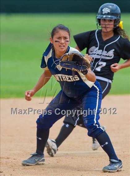 Thumbnail 1 in O'Connor vs Clark (UIL Region 4 Quarterfinal Playoff) photogallery.