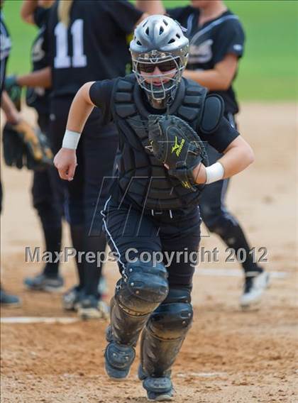 Thumbnail 1 in O'Connor vs Clark (UIL Region 4 Quarterfinal Playoff) photogallery.