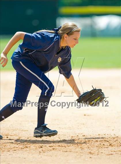 Thumbnail 2 in O'Connor vs Clark (UIL Region 4 Quarterfinal Playoff) photogallery.