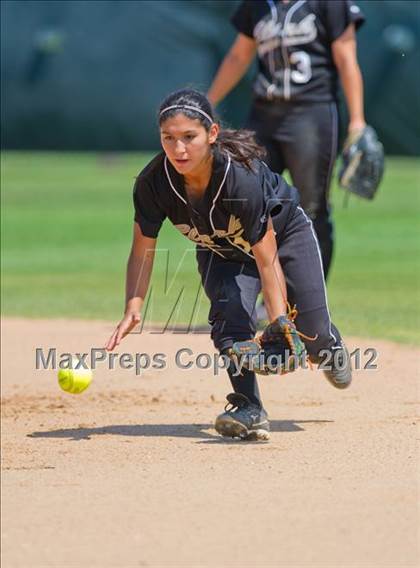 Thumbnail 2 in O'Connor vs Clark (UIL Region 4 Quarterfinal Playoff) photogallery.