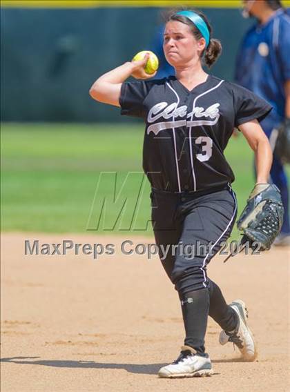 Thumbnail 2 in O'Connor vs Clark (UIL Region 4 Quarterfinal Playoff) photogallery.